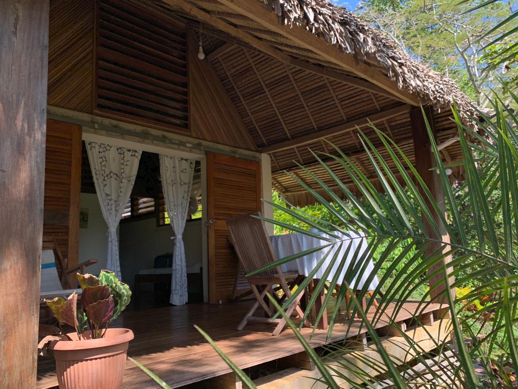 Bed and Breakfast Les Jardins D'Ankify Andimaka Exterior foto