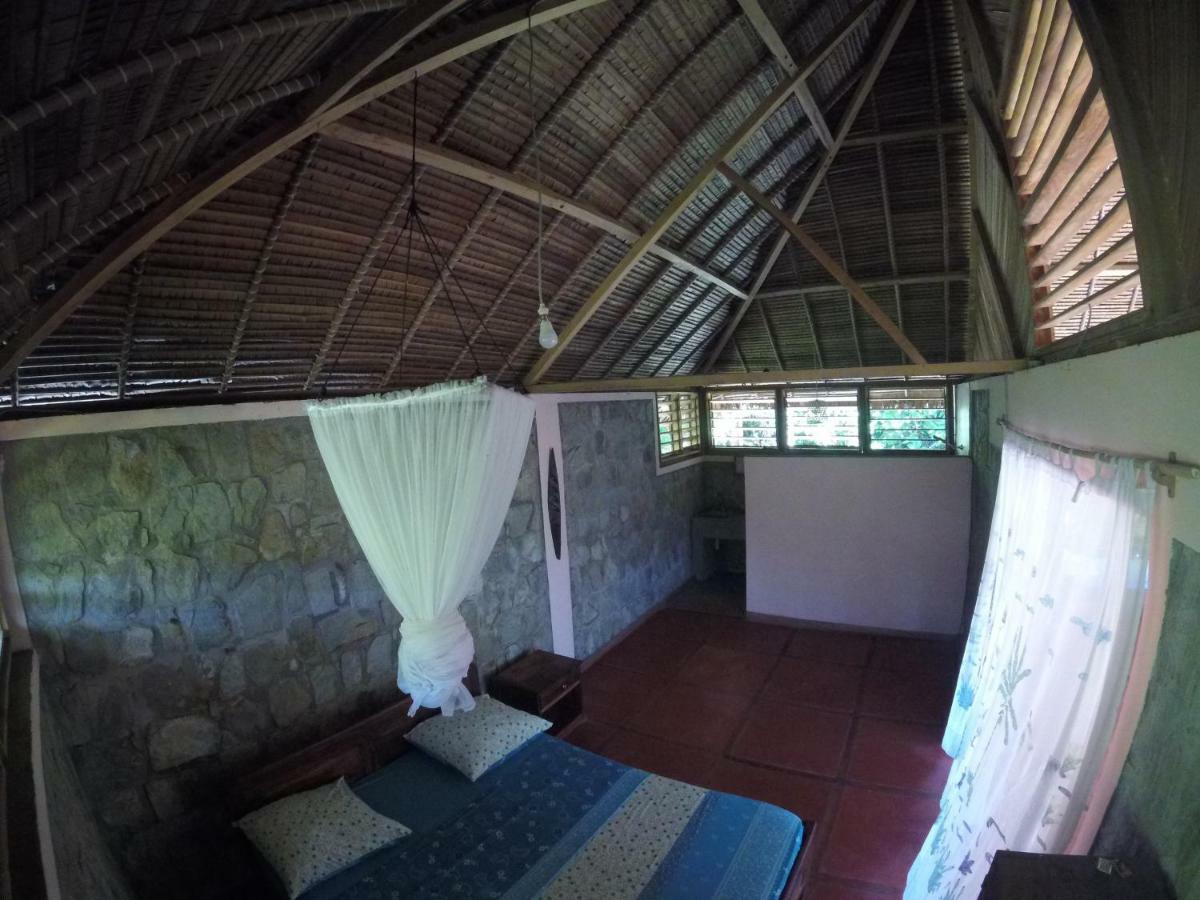 Bed and Breakfast Les Jardins D'Ankify Andimaka Exterior foto