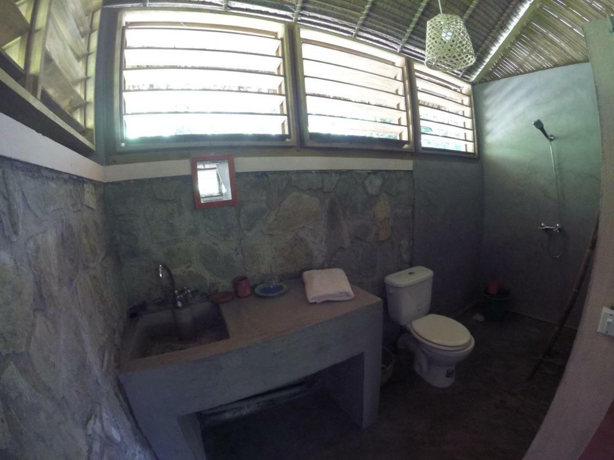 Bed and Breakfast Les Jardins D'Ankify Andimaka Exterior foto